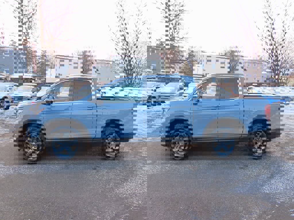 Certified 2023 Honda Ridgeline RTL image 3