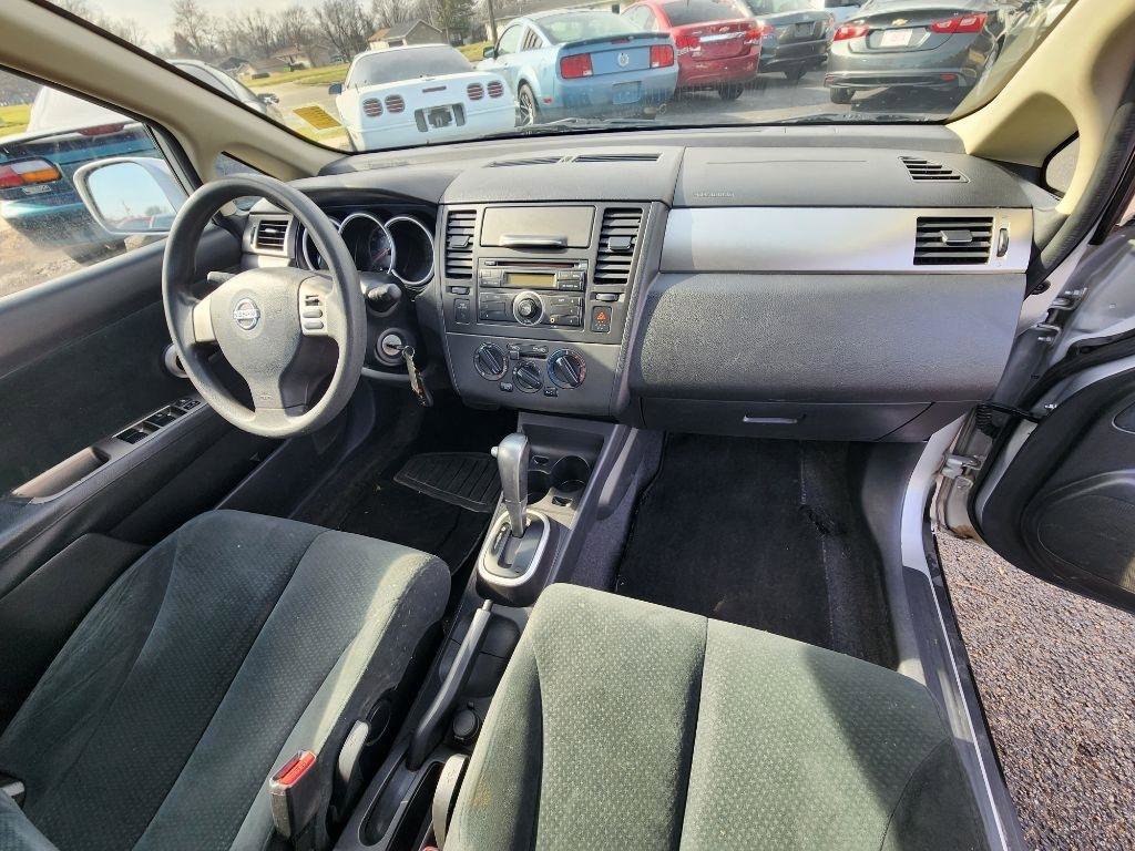 Used 2010 Nissan Versa 1.8 S w/ PWR Plus Pkg image 15