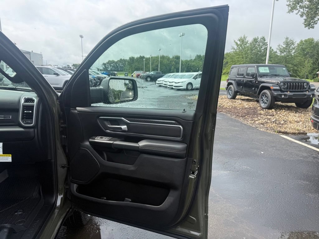 New 2026 RAM 1500 Big Horn w/ Back Country Package AWD/4WD image 38