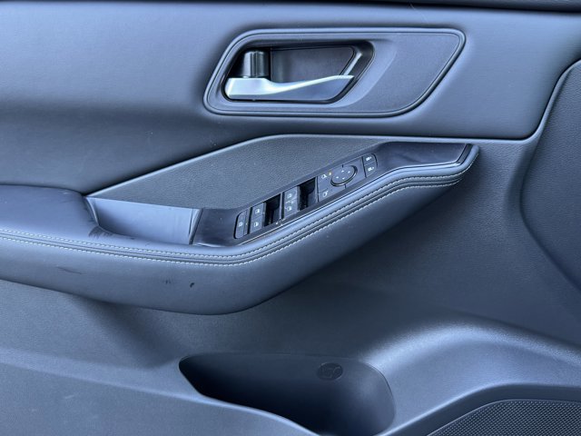 New 2026 Nissan Rogue SV AWD/4WD image 22