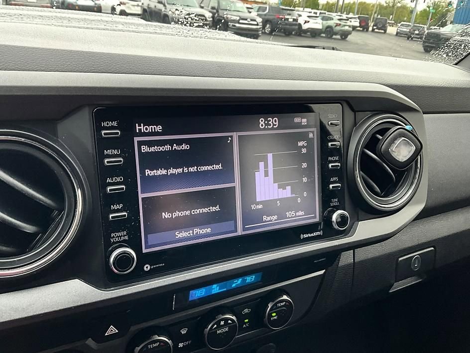 Used 2021 Toyota Tacoma TRD Sport w/ Technology Package AWD/4WD image 19