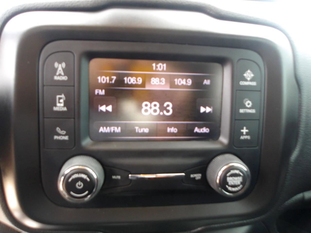 Used 2020 Jeep Renegade Sport w/ Sport Appearance Group FWD image 22