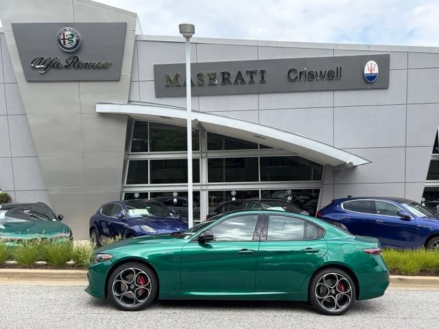New 2026 Alfa Romeo Giulia AWD image 8