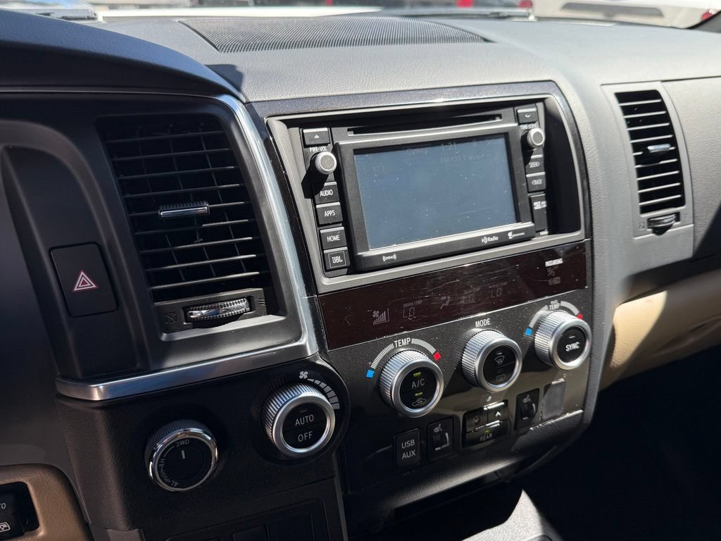 Used 2018 Toyota Sequoia Limited w/ Safety & Convenience Package AWD/4WD image 20