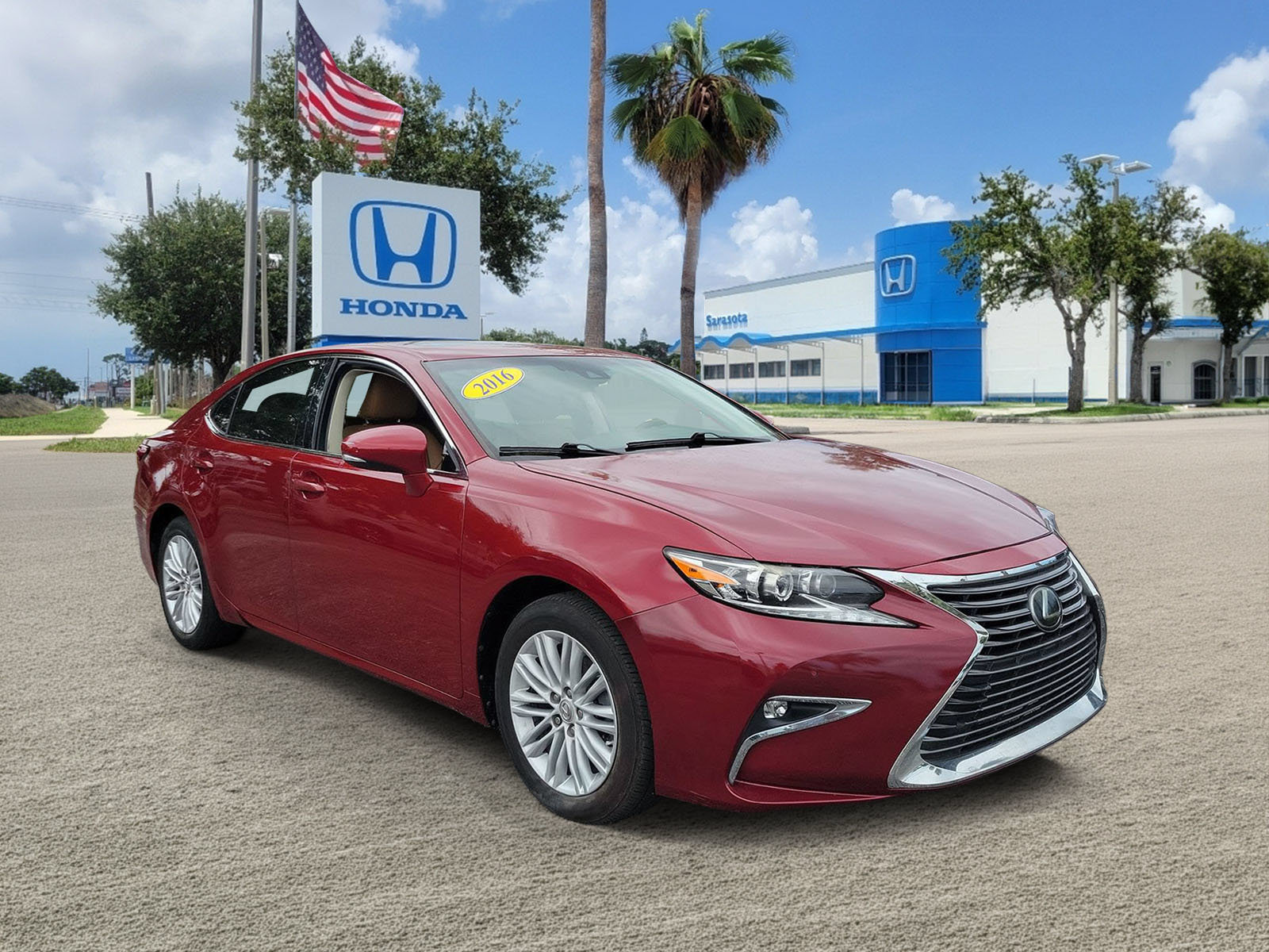 Used 2016 Lexus ES 350 w/ Luxury Package w/Wood Trim FWD image 1