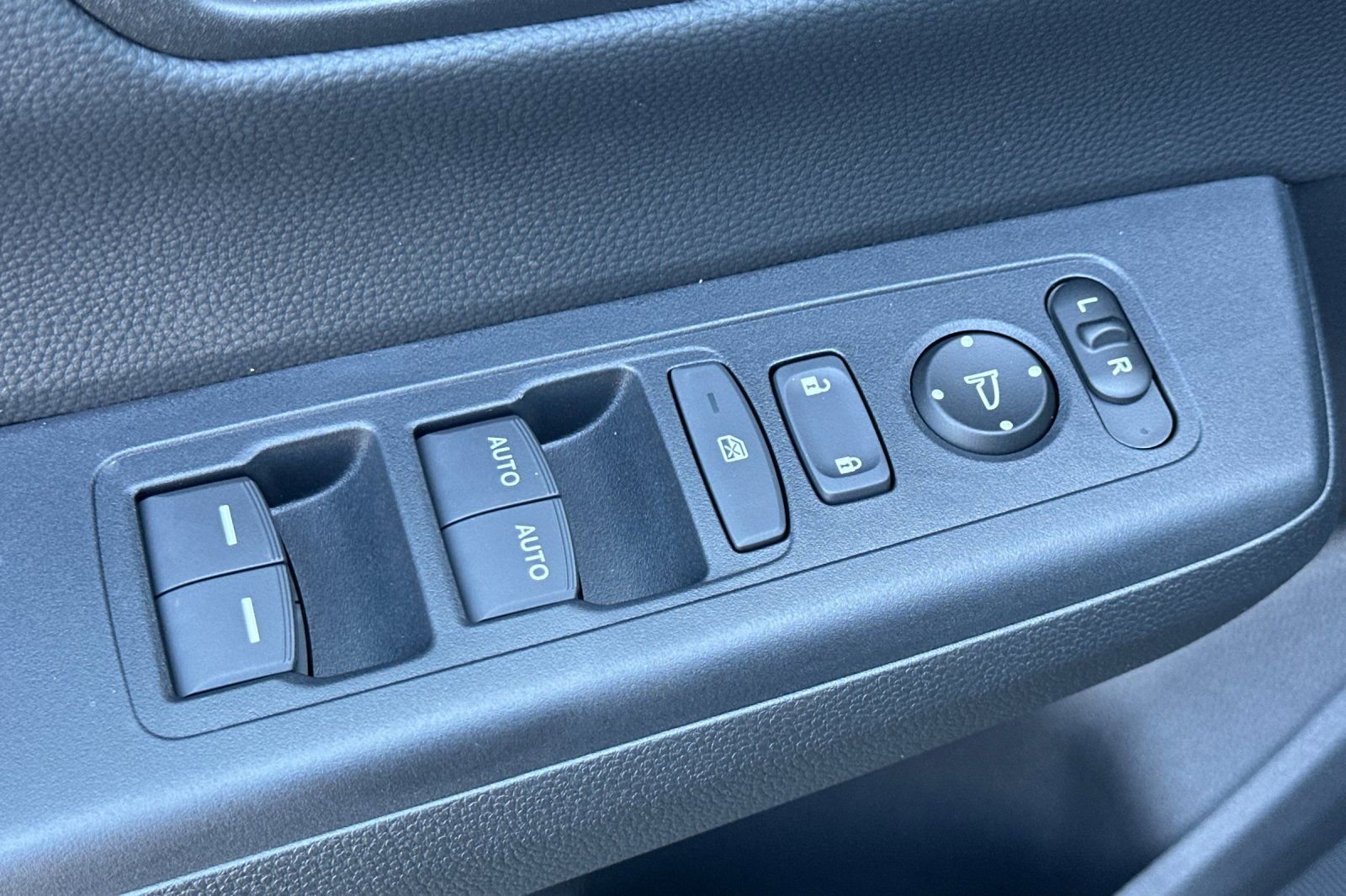 New 2026 Honda CR-V EX image 24