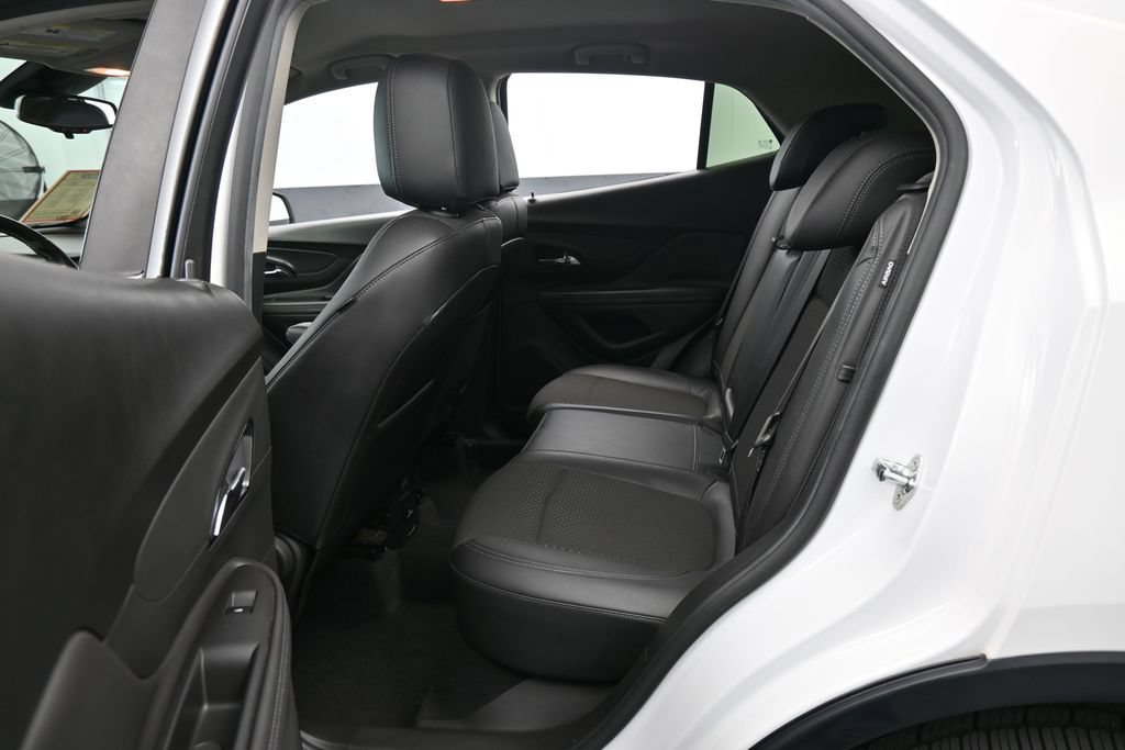 Used 2019 Buick Encore Preferred w/ Safety Package FWD image 28