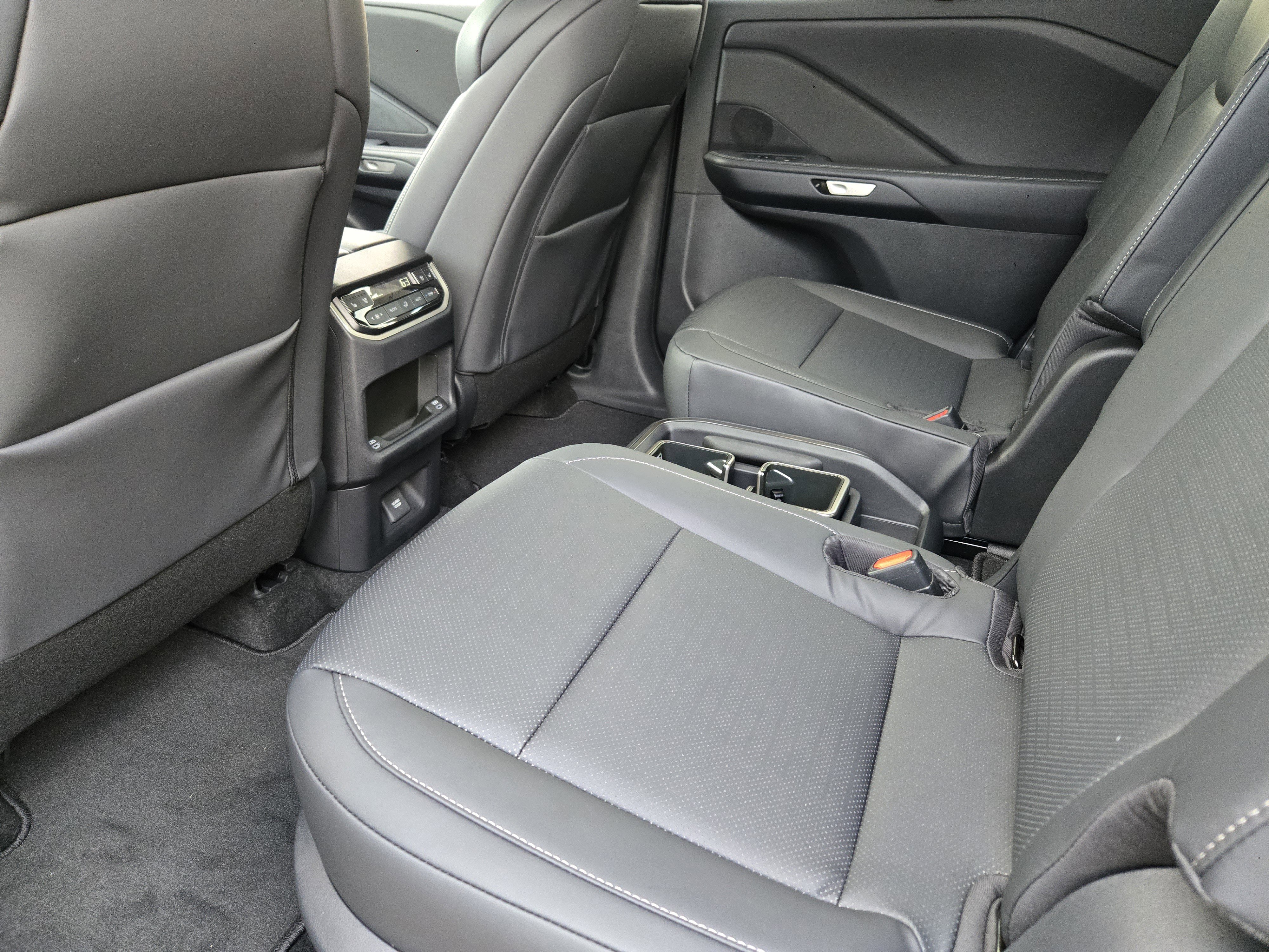 New 2026 Lexus TX 500h AWD image 21