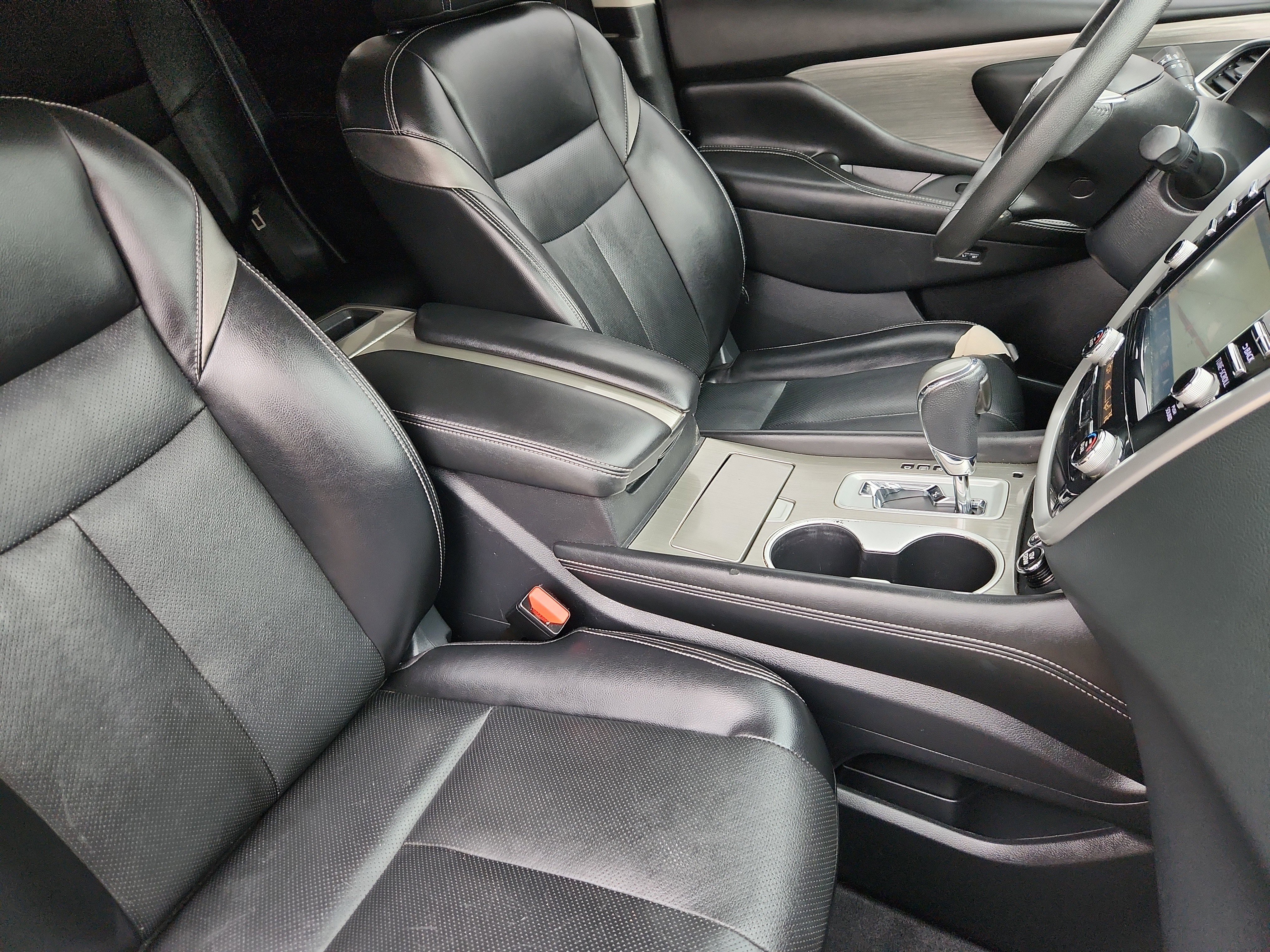 Used 2017 Nissan Murano Platinum w/ Platinum Technology Package AWD/4WD image 19
