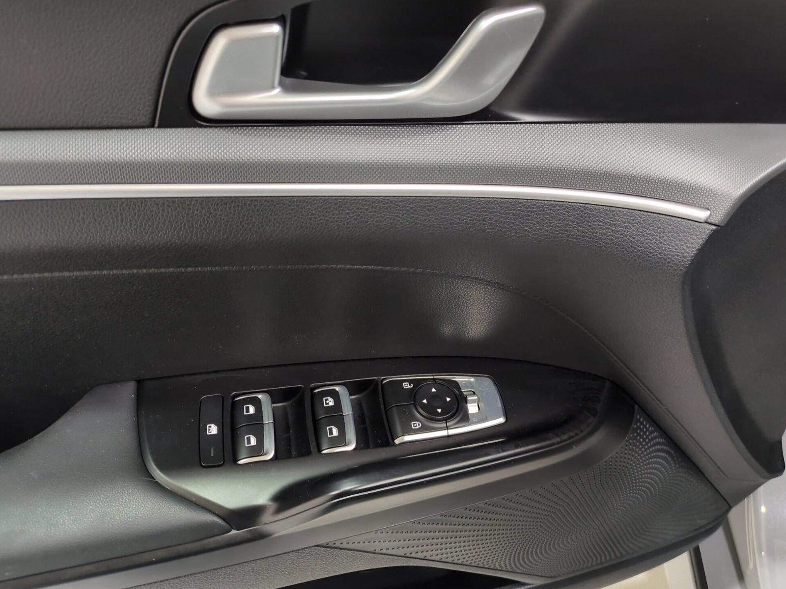 Certified 2024 Kia K5 GT-Line FWD image 18