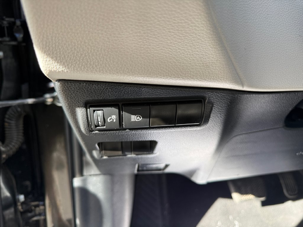 Certified 2023 Toyota Corolla Cross L AWD/4WD image 24
