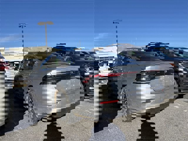 Used 2024 Honda Accord Touring image 2