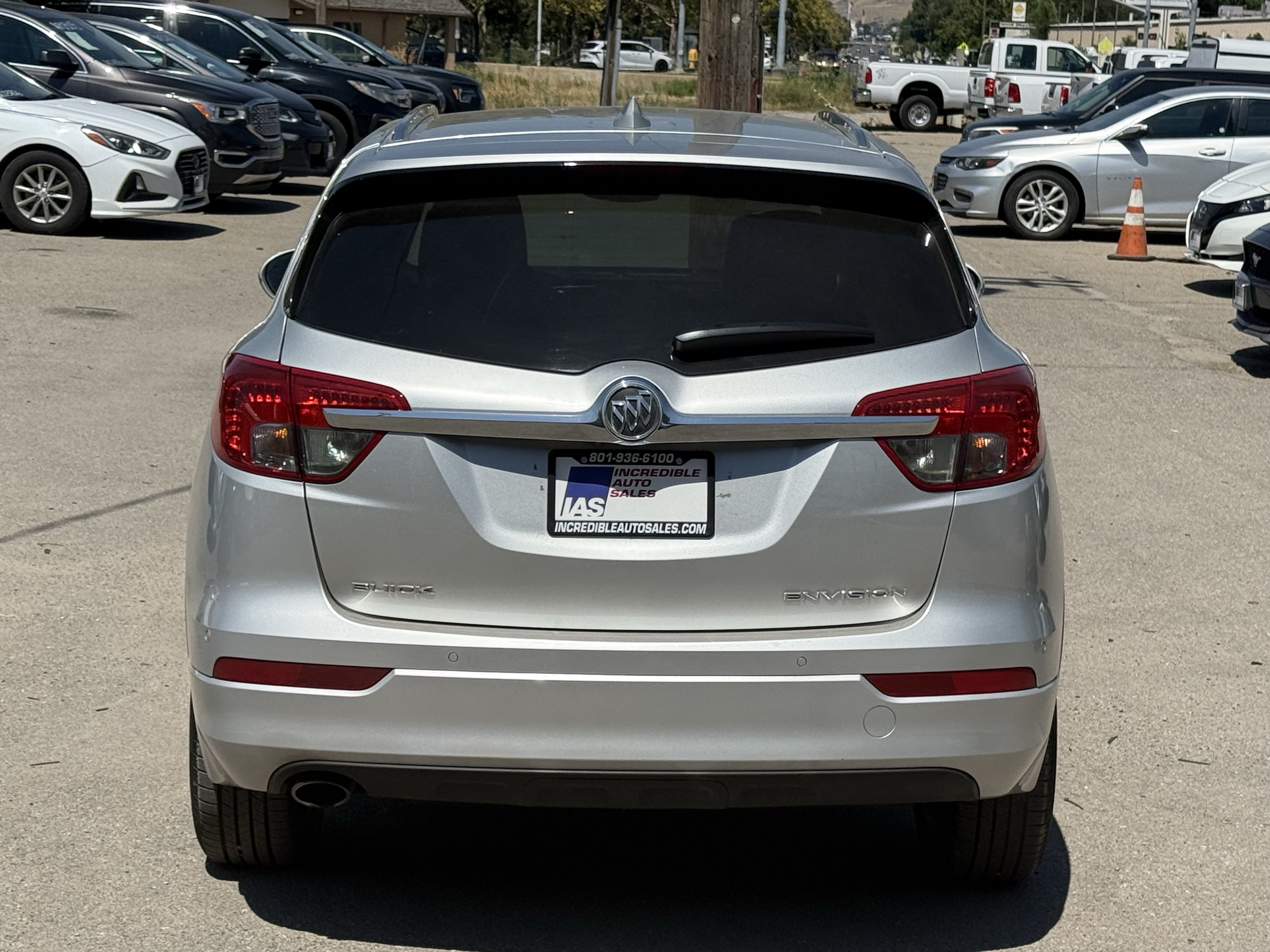 Used 2017 Buick Envision Essence FWD image 5