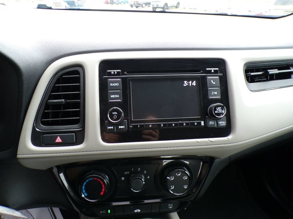 Used 2019 Honda HR-V LX image 25