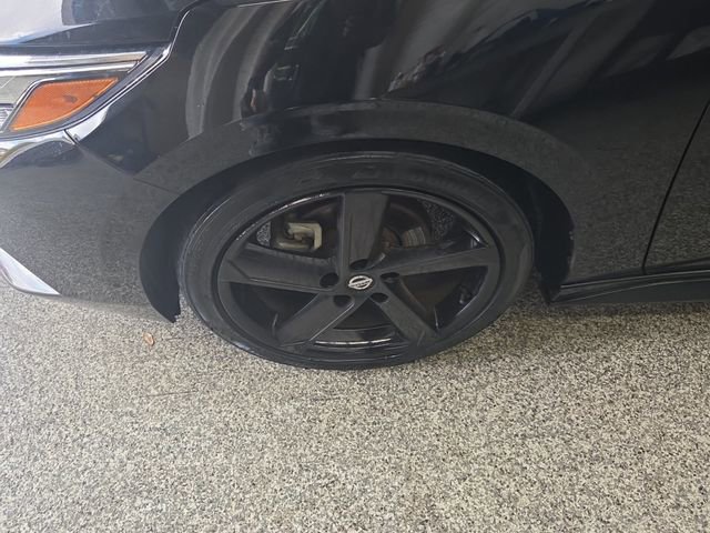 Used 2022 Nissan Sentra SR w/ Midnight Edition FWD image 4