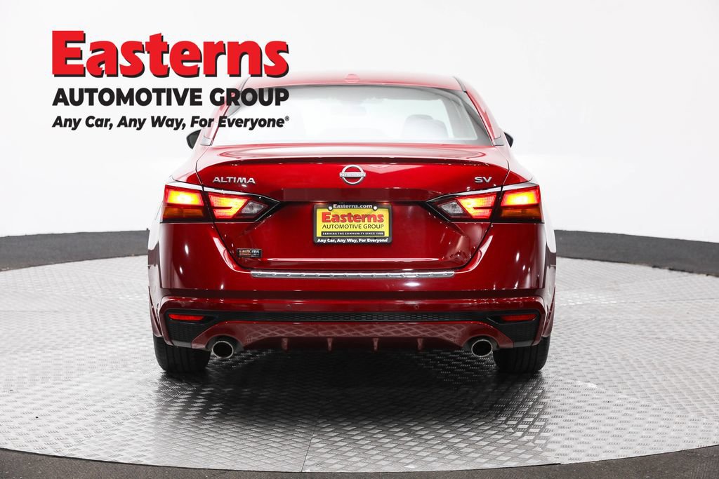 Used 2023 Nissan Altima 2.5 SV w/ SV Premium Package image 6