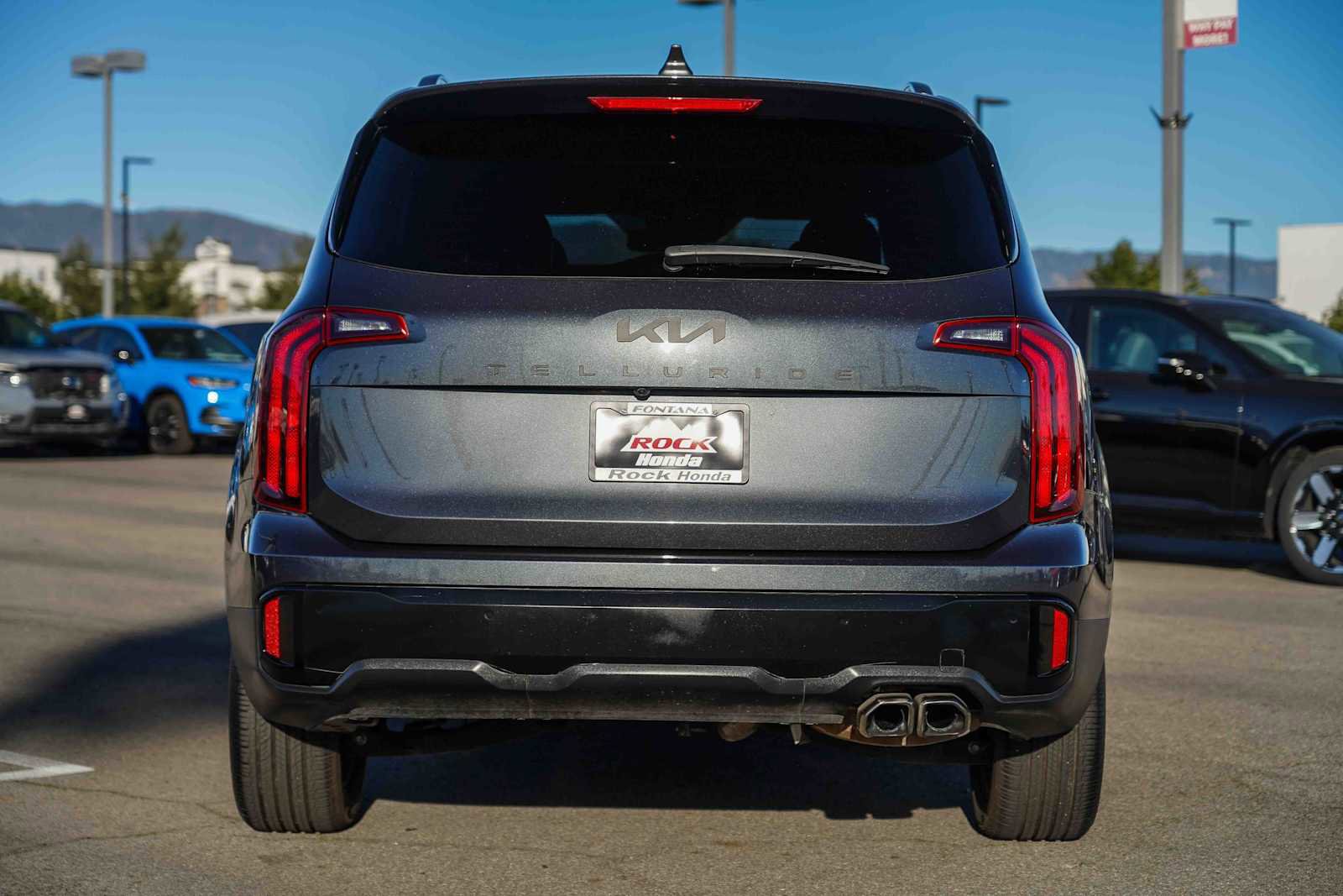 Used 2023 Kia Telluride S image 7