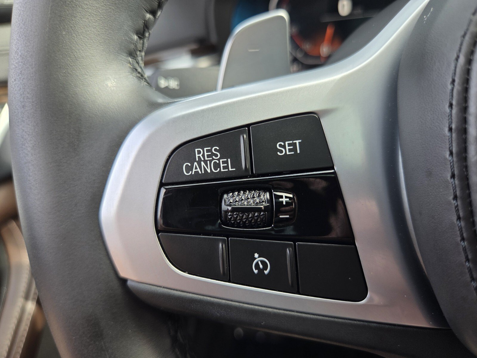 Used 2020 BMW 540i w/ Executive Package RWD image 30