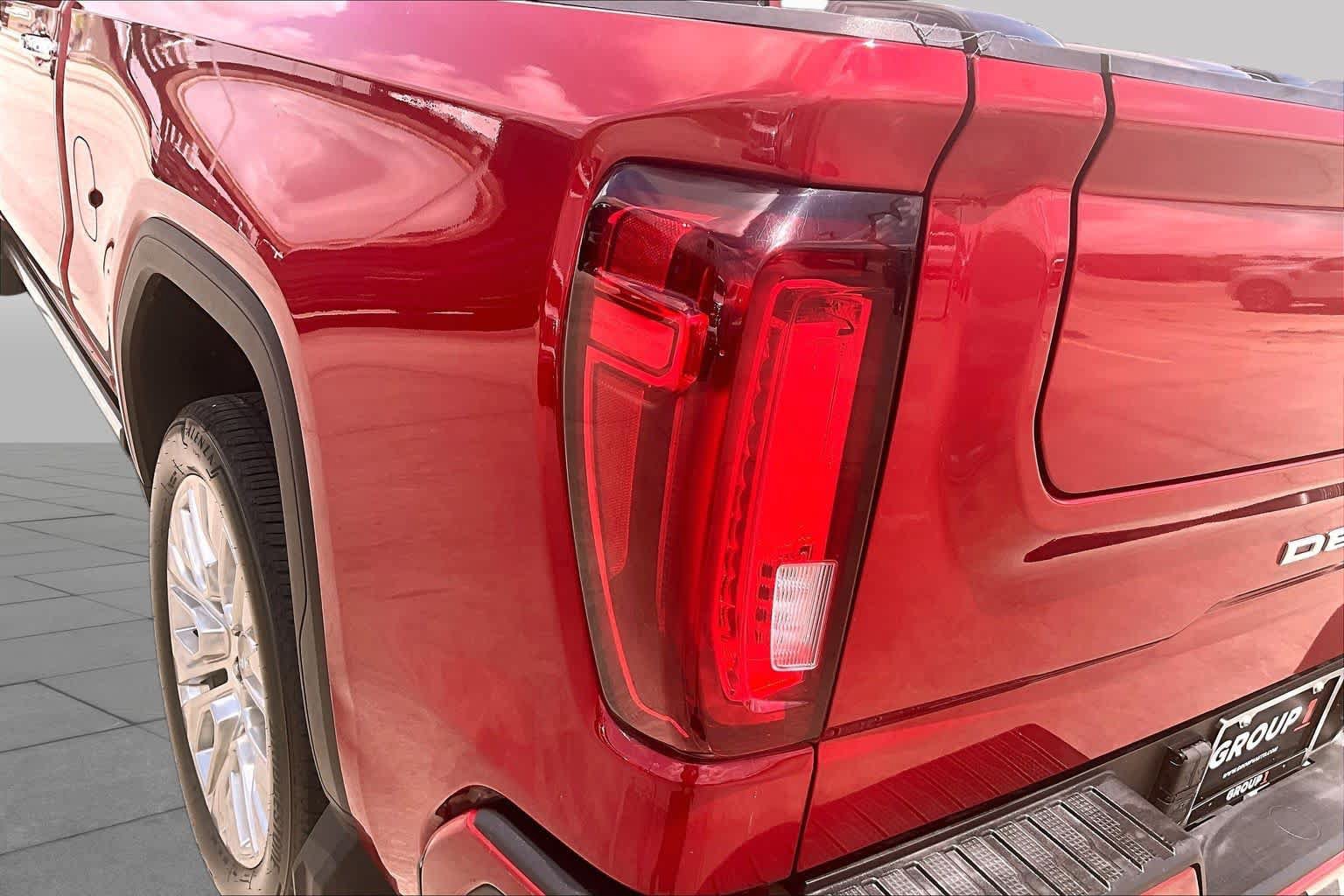 Used 2021 GMC Sierra 1500 Denali w/ Denali Ultimate Package AWD/4WD image 56
