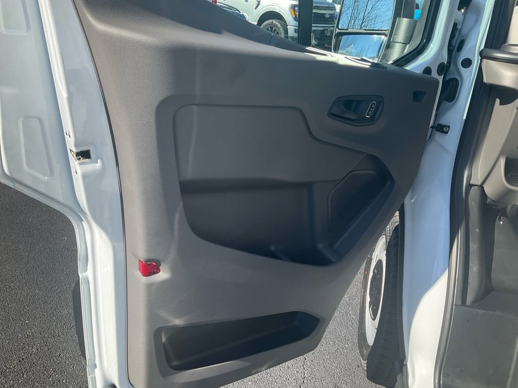 New 2026 Ford Transit 250 148 Medium Roof image 15