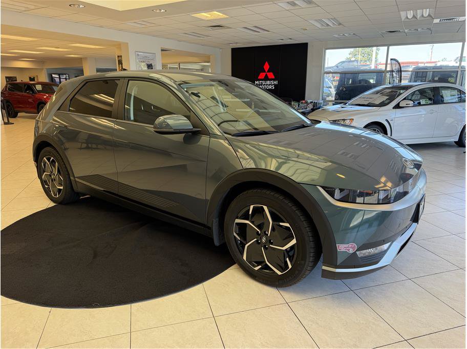 Used 2024 Hyundai Ioniq 5 SEL RWD image 3