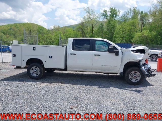 Used 2024 GMC Sierra 2500 Pro w/ Convenience Package AWD/4WD image 2