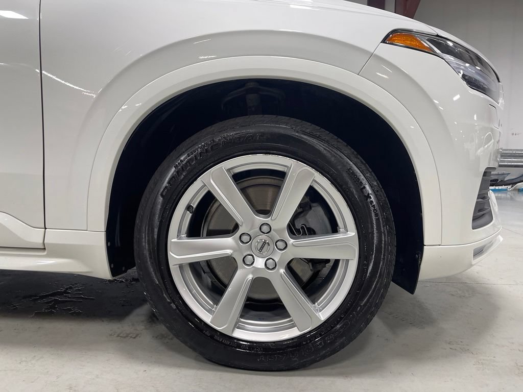 Used 2021 Volvo XC90 T5 Momentum AWD/4WD image 16