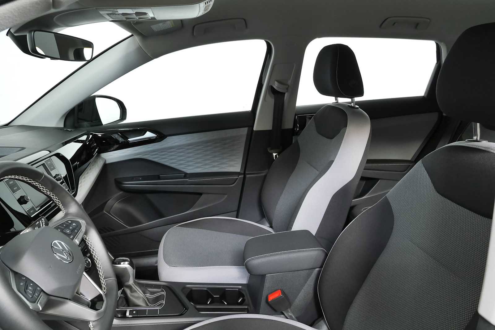 Certified 2024 Volkswagen Taos S FWD image 11