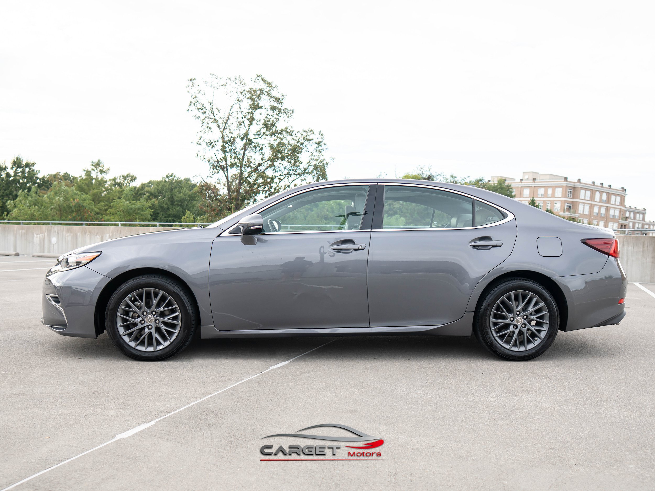Used 2018 Lexus ES 350 w/ Premier Package FWD image 4