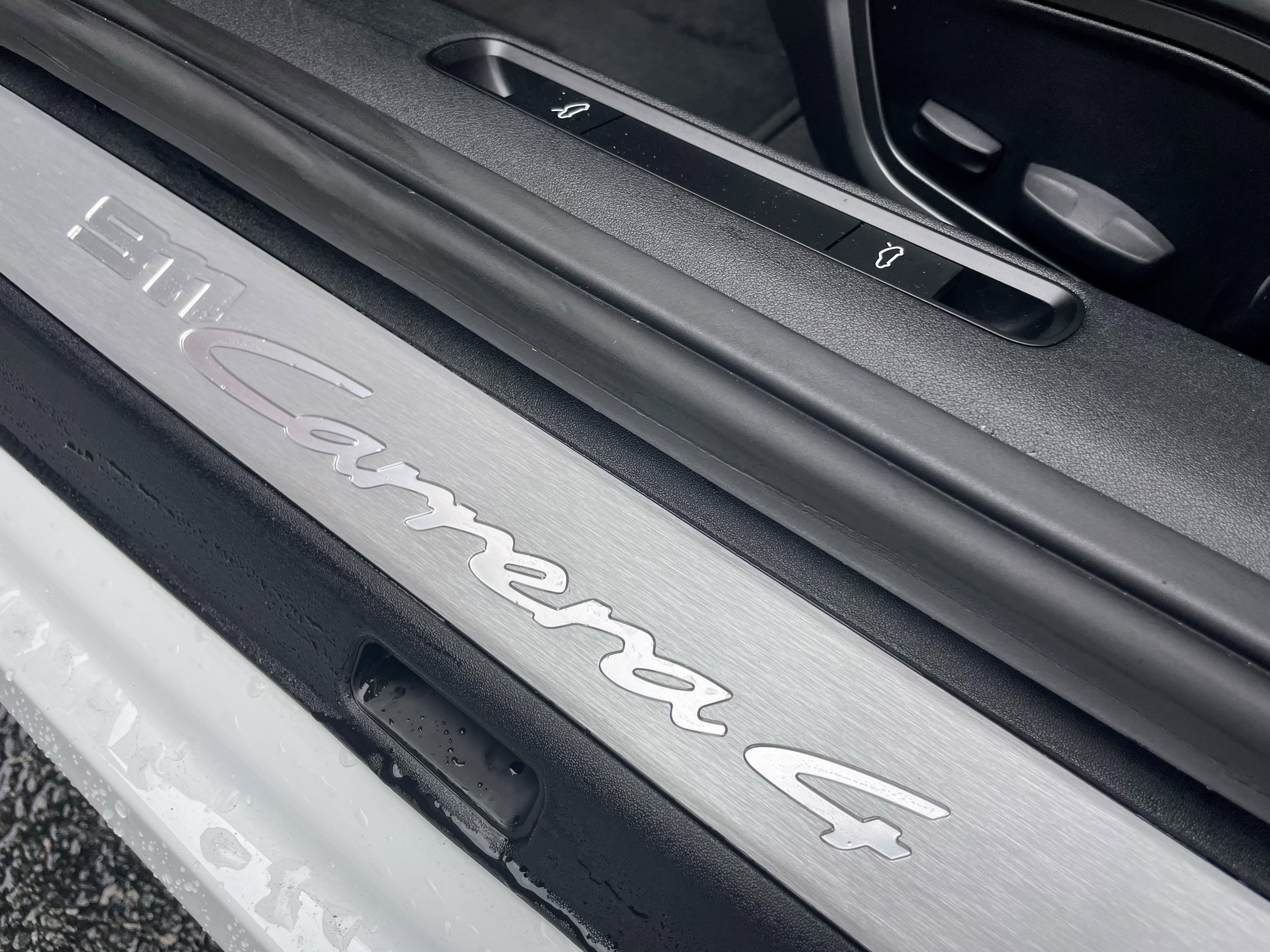 Used 2024 Porsche 911 Carrera 4 image 29