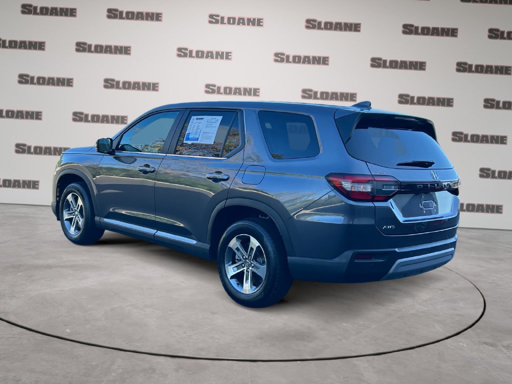 Certified 2025 Honda Pilot EX-L image 3