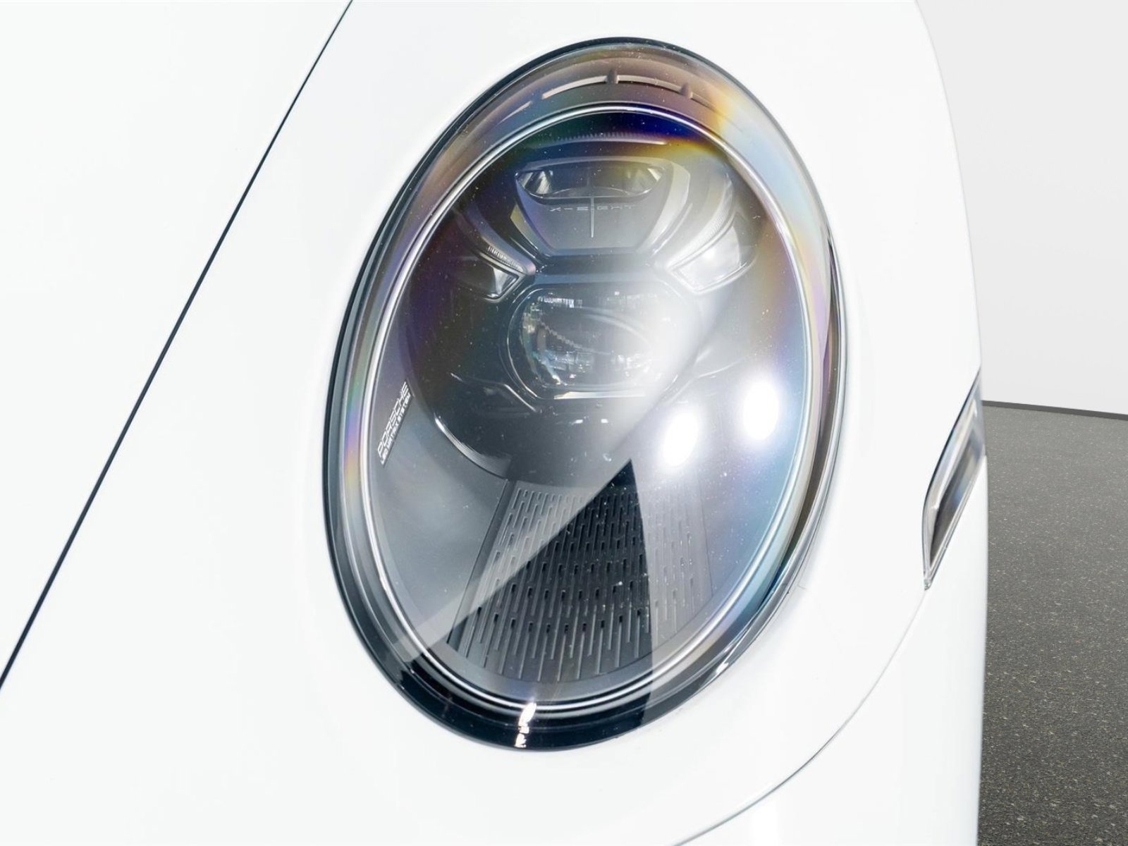 Used 2023 Porsche 911 Turbo S image 25