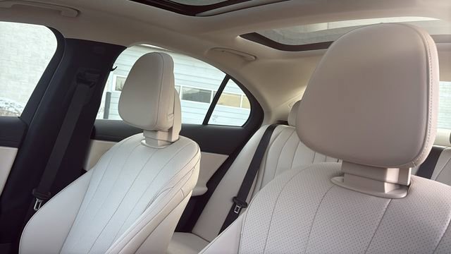 Certified 2025 Mercedes-Benz E 350 4MATIC Sedan image 26