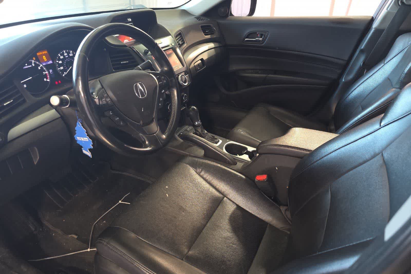 Used 2017 Acura ILX FWD image 14