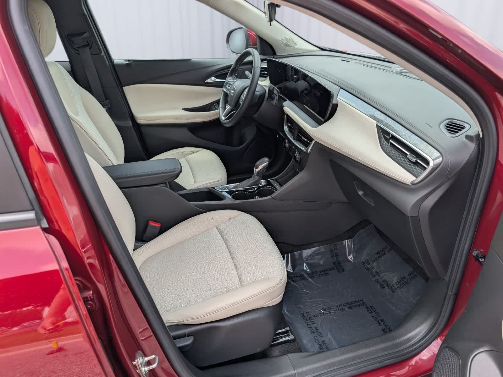 Certified 2024 Buick Encore GX Preferred AWD/4WD image 10