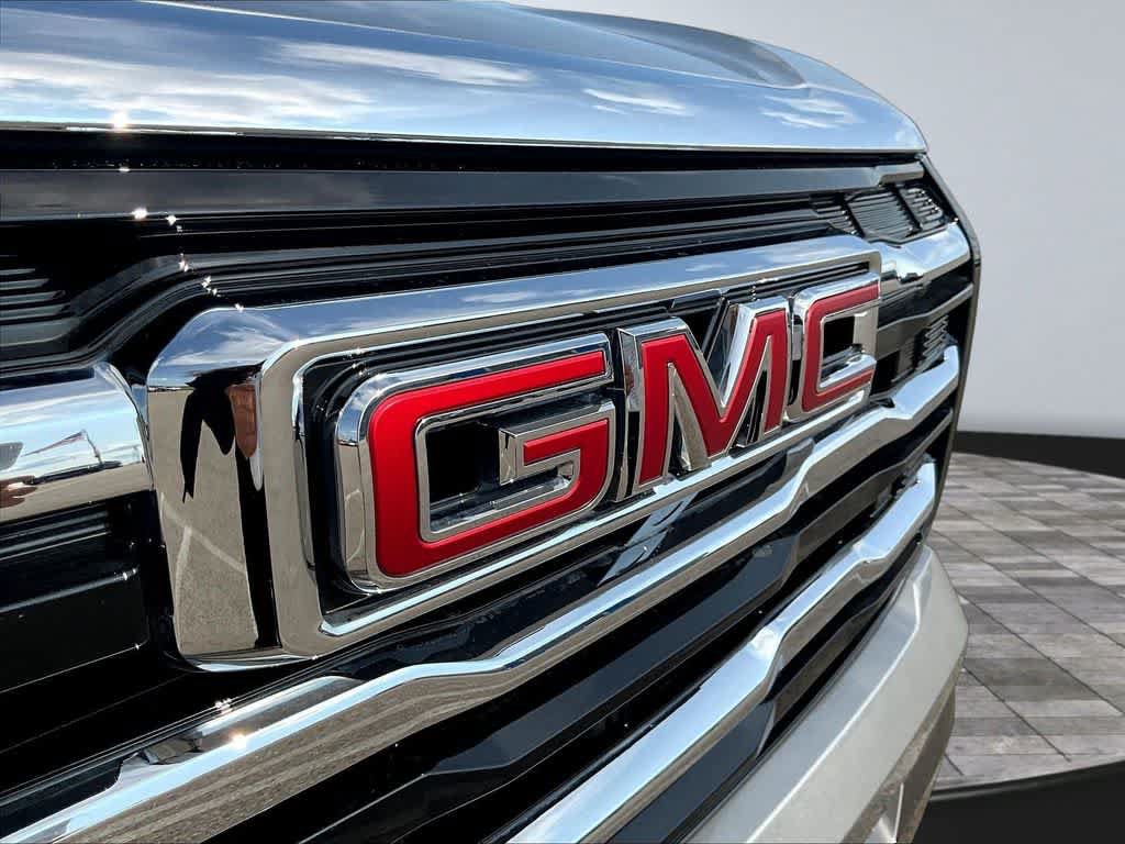 Used 2025 GMC Terrain Elevation AWD/4WD image 35