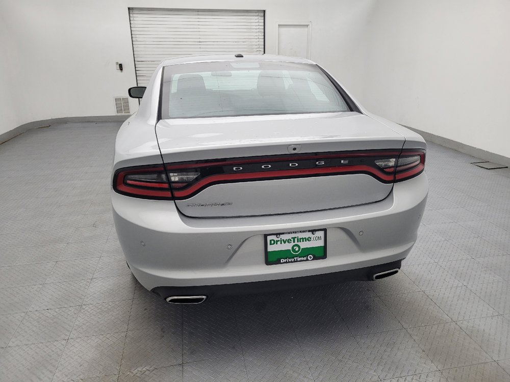 Used 2022 Dodge Charger SXT RWD image 6