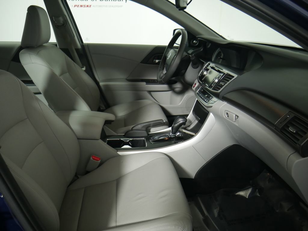 Used 2015 Honda Accord EX-L image 6