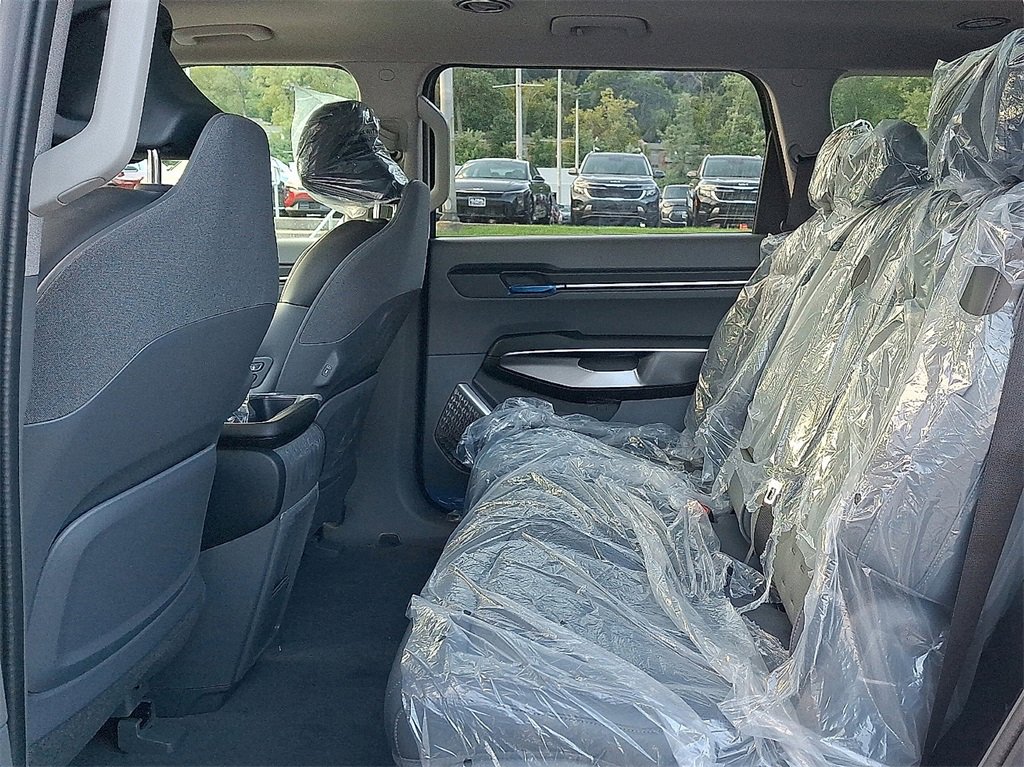 New 2026 Kia EV9 Wind image 6