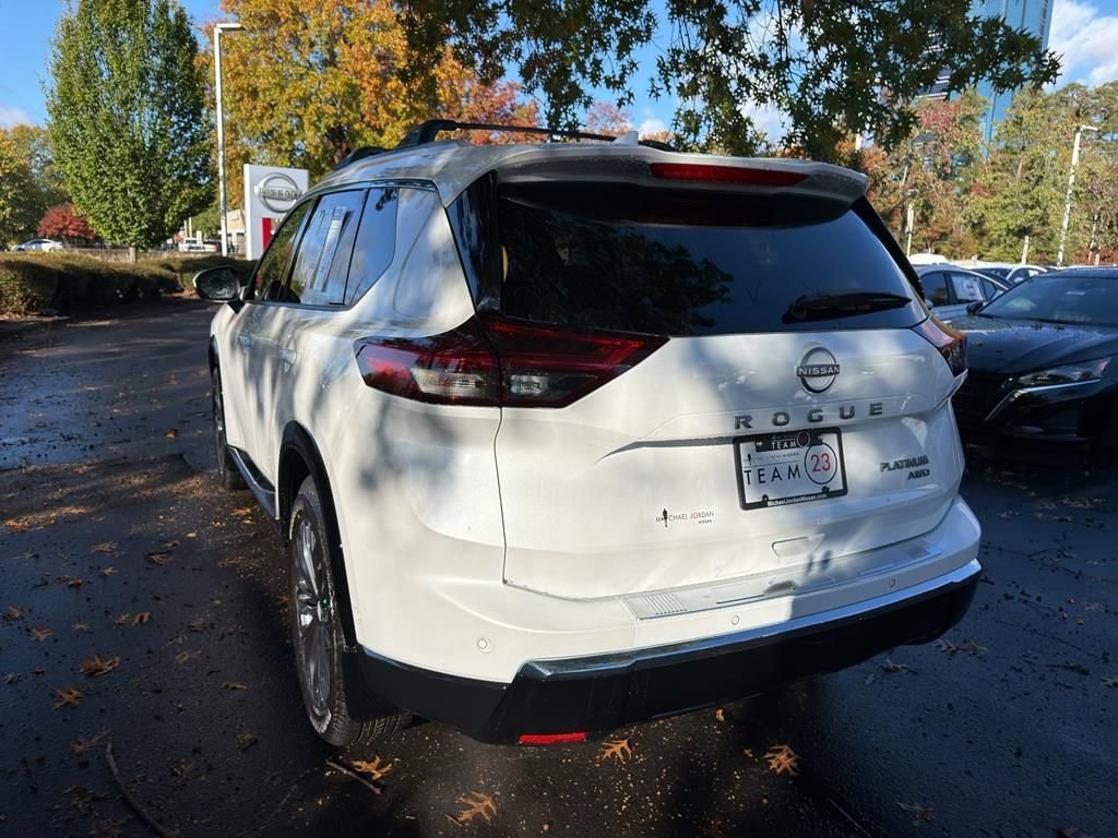 New 2026 Nissan Rogue Platinum image 5