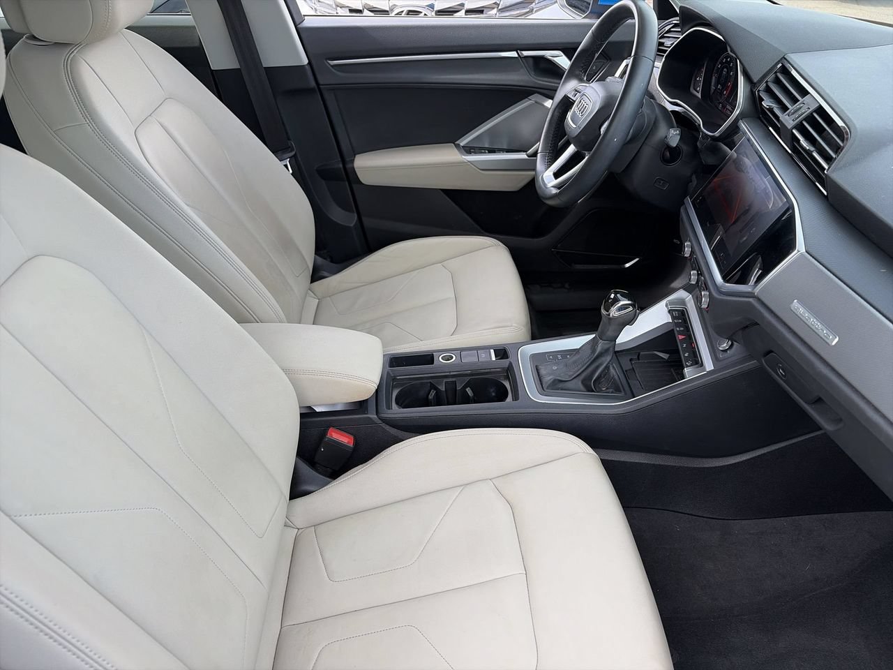 Used 2019 Audi Q3 2.0T Prestige AWD/4WD image 11