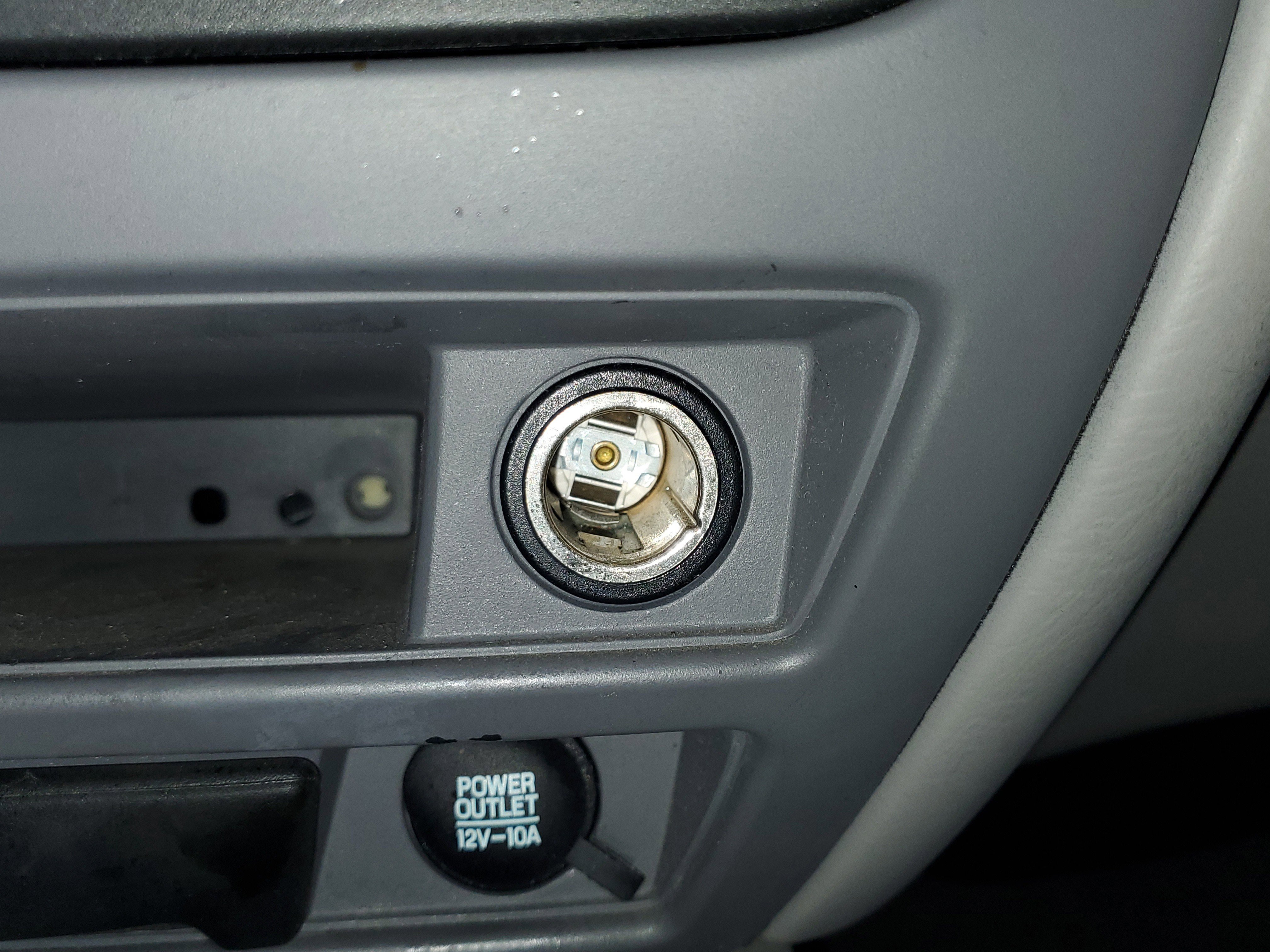 Used 2005 Ford Taurus SE FWD image 31