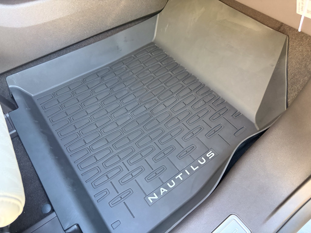 New 2026 Lincoln Nautilus Black Label AWD/4WD image 38