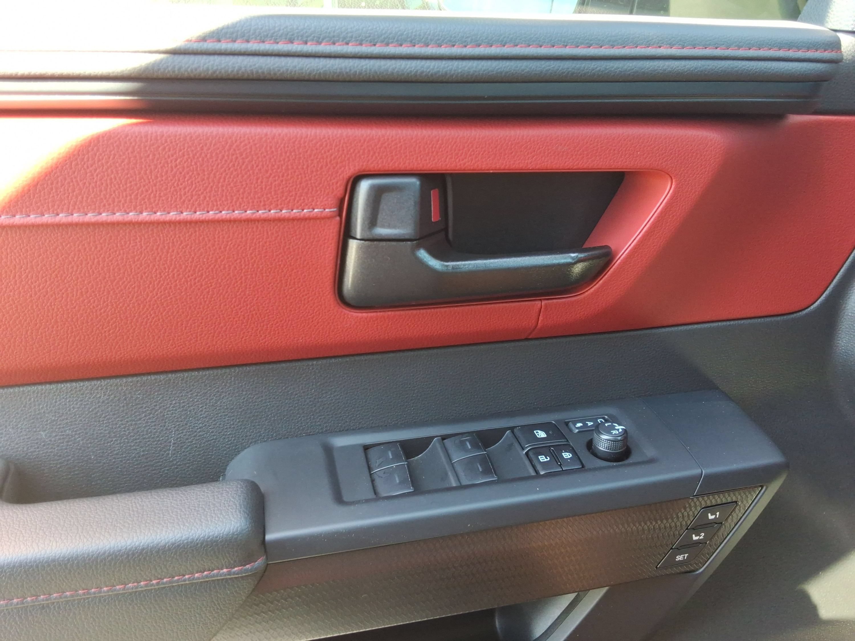 Used 2025 Toyota Sequoia TRD Pro AWD/4WD image 22