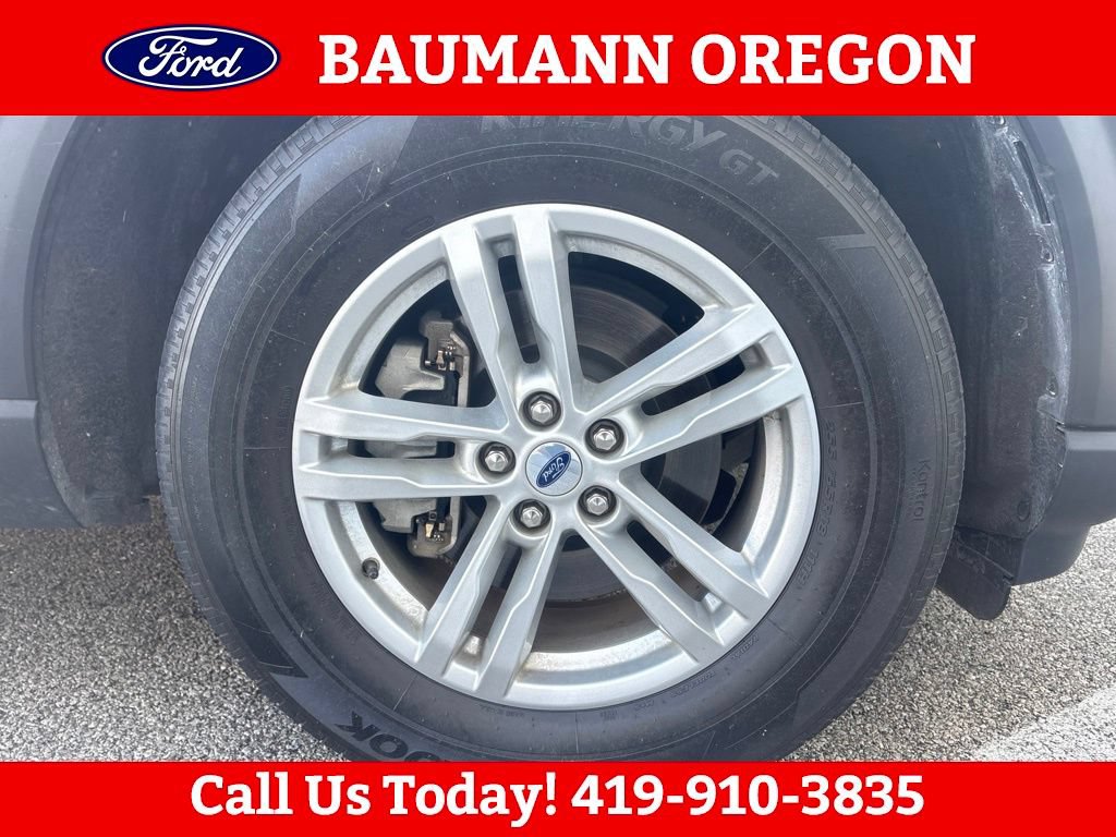 Used 2023 Ford Explorer XLT w/ Equipment Group 202A AWD/4WD image 9