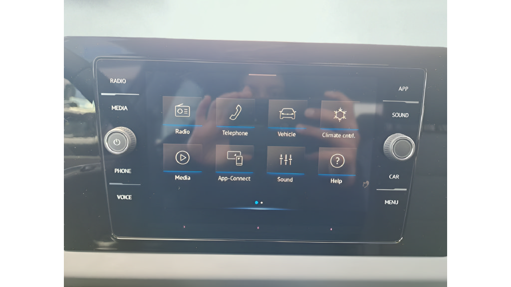 New 2026 Volkswagen Jetta SE FWD image 17