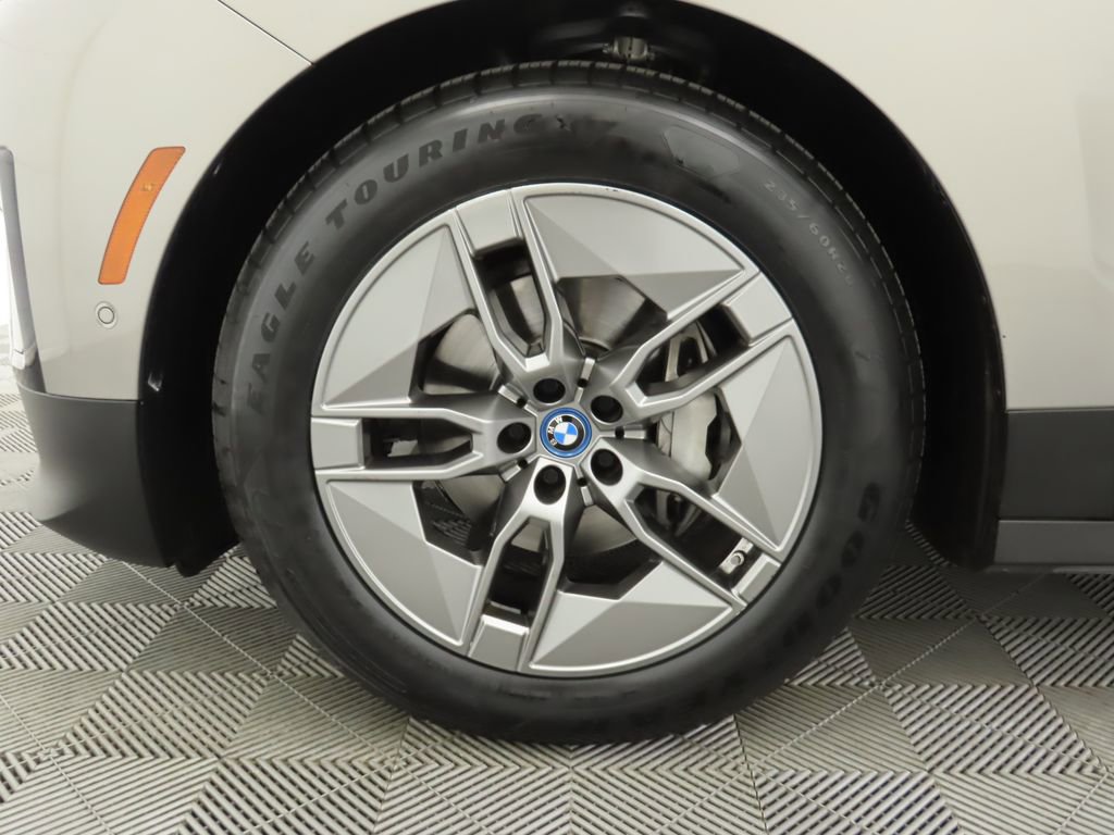 Certified 2023 BMW iX xDrive50 w/ Ultimate Package 2 image 28