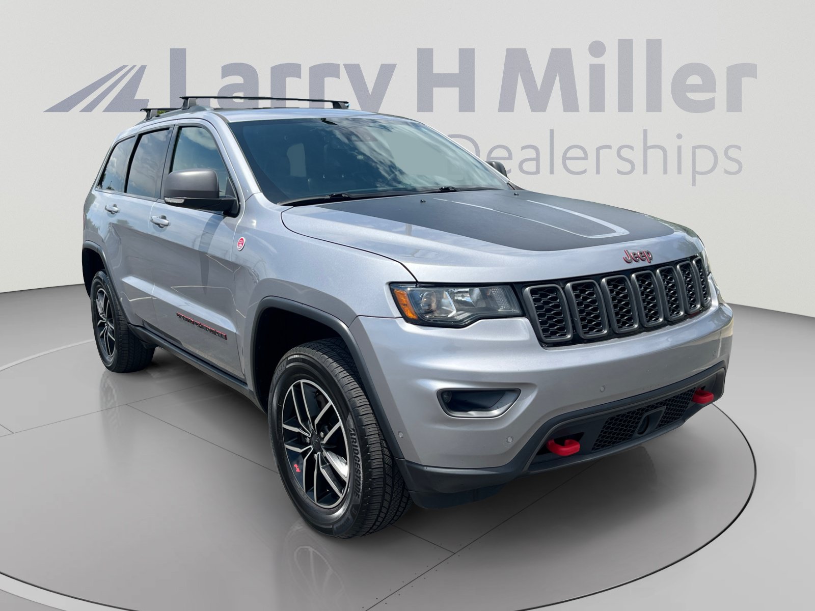 Used 2019 Jeep Grand Cherokee Trailhawk AWD/4WD image 7