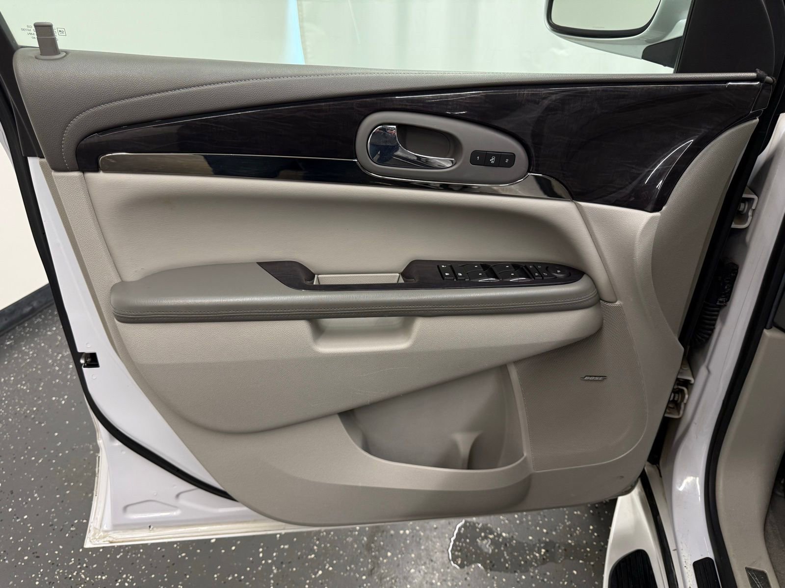 Used 2016 Buick Enclave Premium w/ Experience Buick Package AWD/4WD image 9