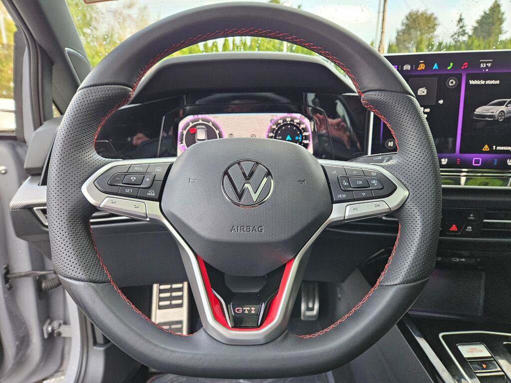 Used 2025 Volkswagen GTI Autobahn FWD image 19